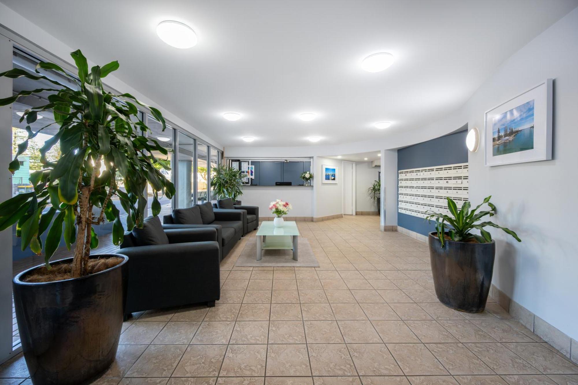 Nesuto The Entrance Aparthotel Exterior photo